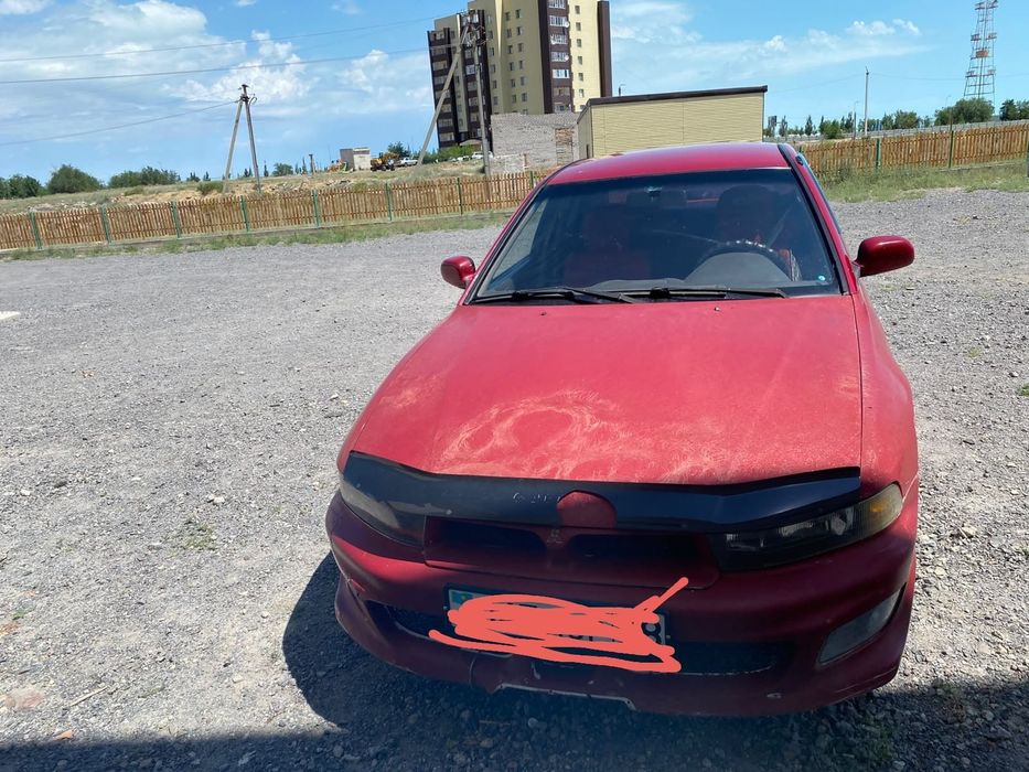 Mitsubishi galant.
Мотор 2 обьем
Механика 
Конд