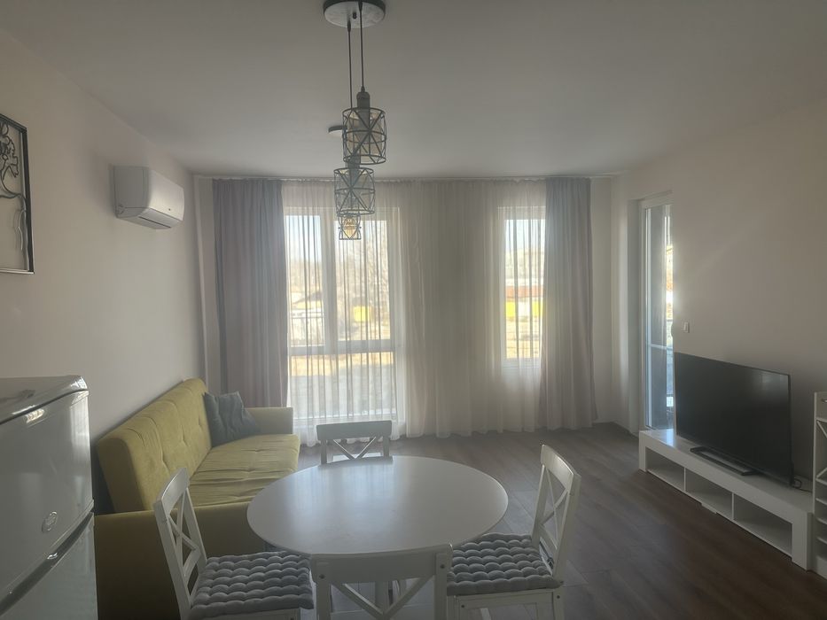 Дава се под наем Двустаен апартамент в Пловдив, Гагарин - 68 кв.м за 478.38 € - Снимка #1