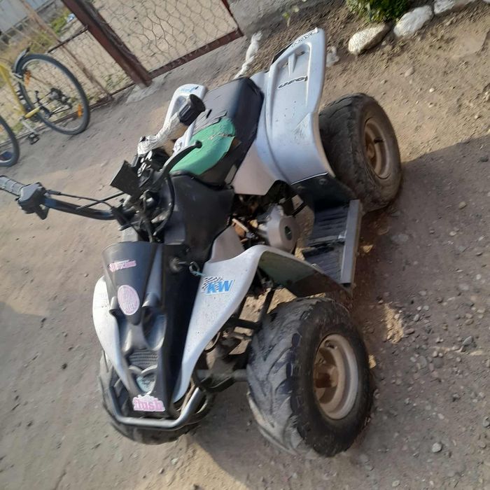 Vând ATV 49 CC pe benzina