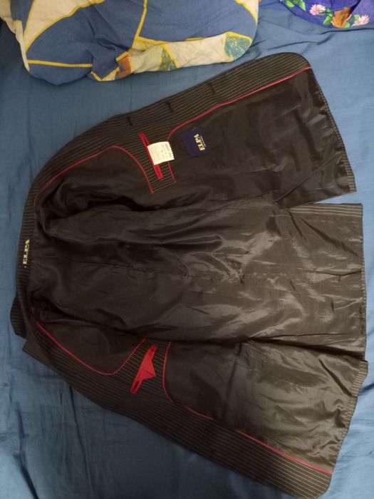 Продам костюм на мальчика