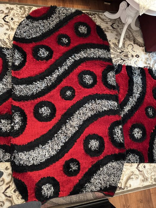 Vand set covoare superbe noi