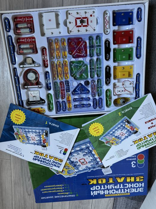 Продам электронный конструктор «Знаток»