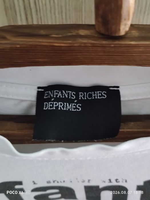 Лонгслив Enfants Riches Déprimés.