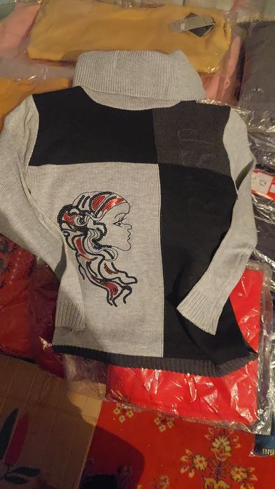 Женская одежда, распродажа