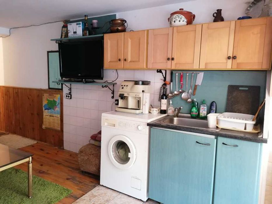 Дава се под наем Едностаен апартамент в София, Изток - 35 кв.м за 189.21 € - Снимка #3