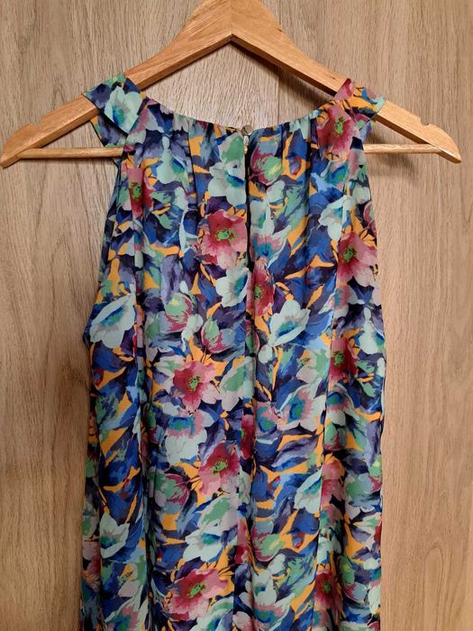 Junona рокля, дълга, размер 38, чисто нова, цената не се преговаря.