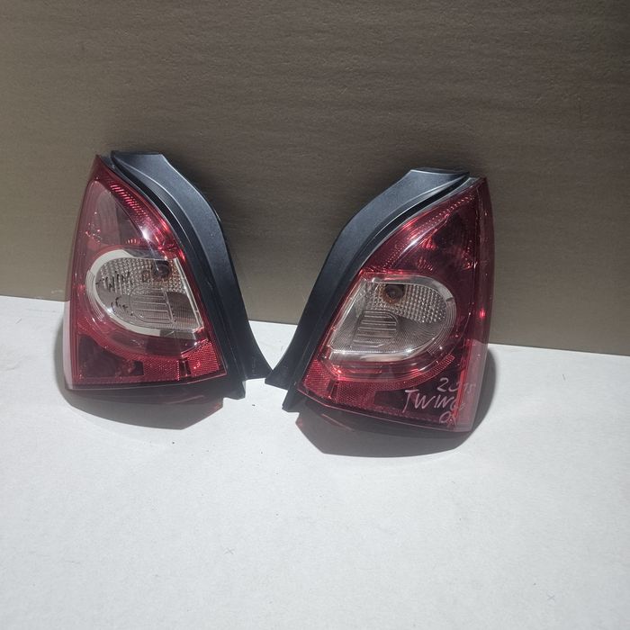 ляв и десен стоп за рено туинго 2012 + RENAULT TWINGO II туйнго