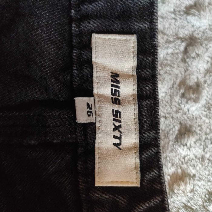 Дамски къси панталони