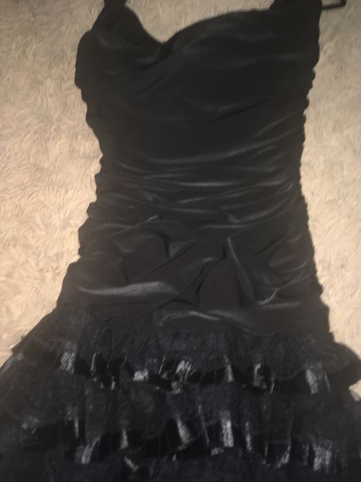 Черное вечернее платье