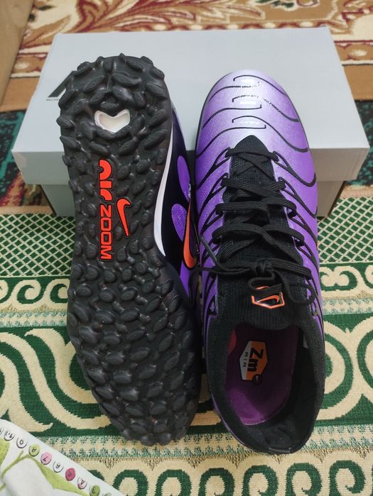 NIKE сараконошки