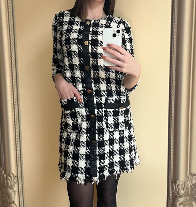 Стилна рокля от букле