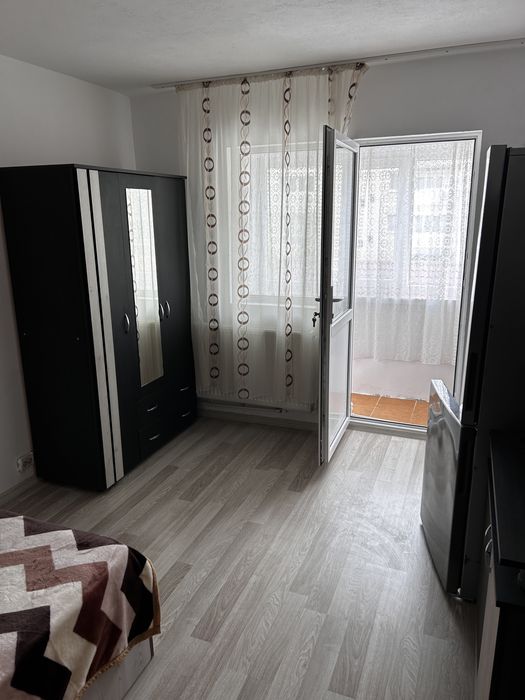 Inchiriez garsoniera in hcc  aleea dragos voda bloc g4 sc 2 et2
