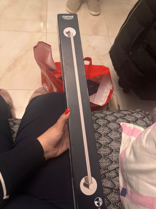 Хавлийник Grohe 60см Essentials