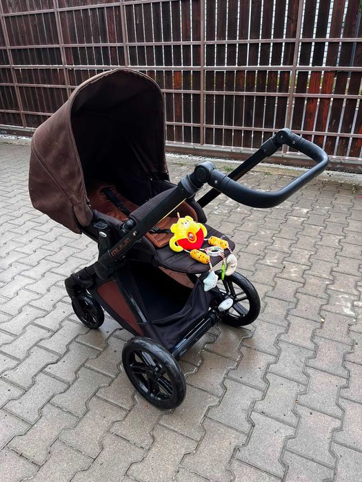 Vand la Pachet : Patut , Carucior si premergator