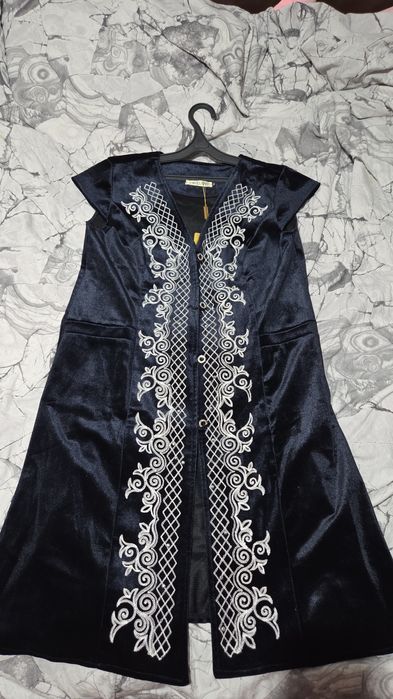 Желетка новая за яблоки