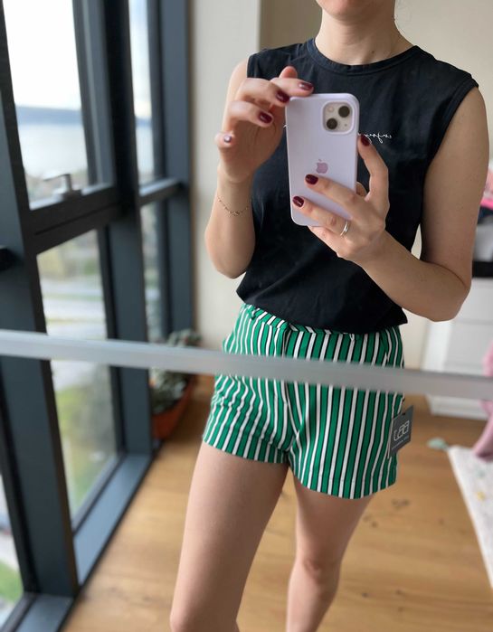 BBJ Los Angeles зелени къси летни панталонки на райе