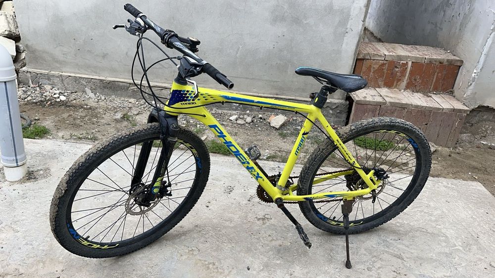 Продам спортивныи велосипед