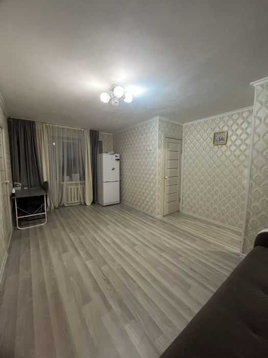 Продается квартира 3 этаж не угловая