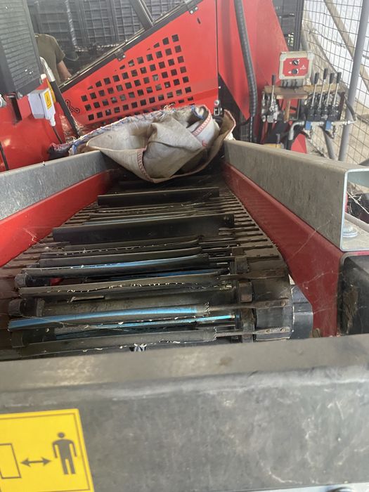 Recoltat usturoi JJ BROCH