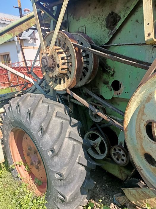 Combină de treierat ceriale
