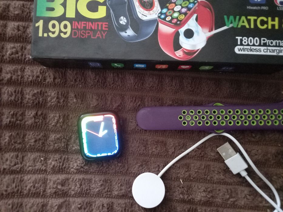 Часы смарт в отличном состояние