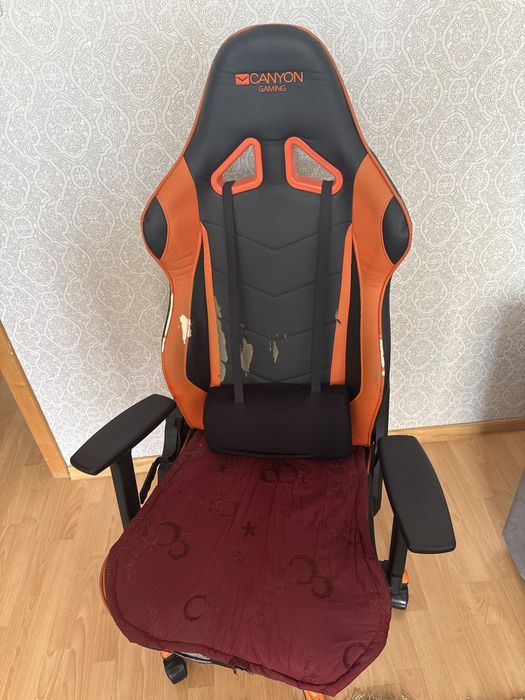 Продам кресло canyon gaming