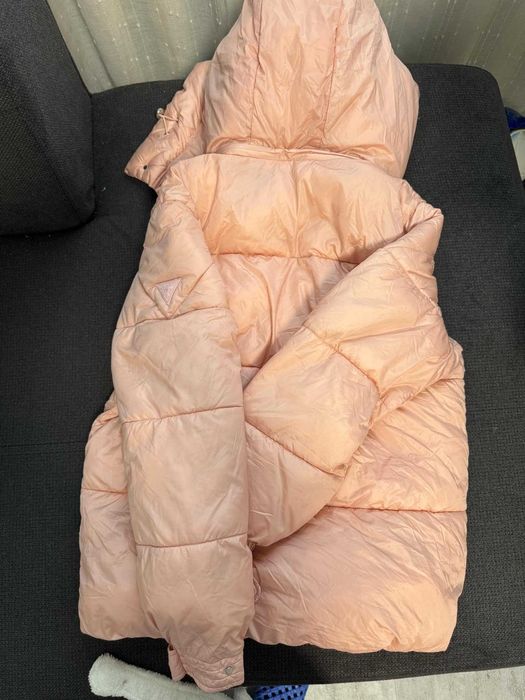 Пухено яке Guess