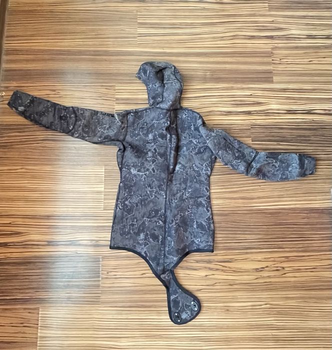 Продается водолазный костюм