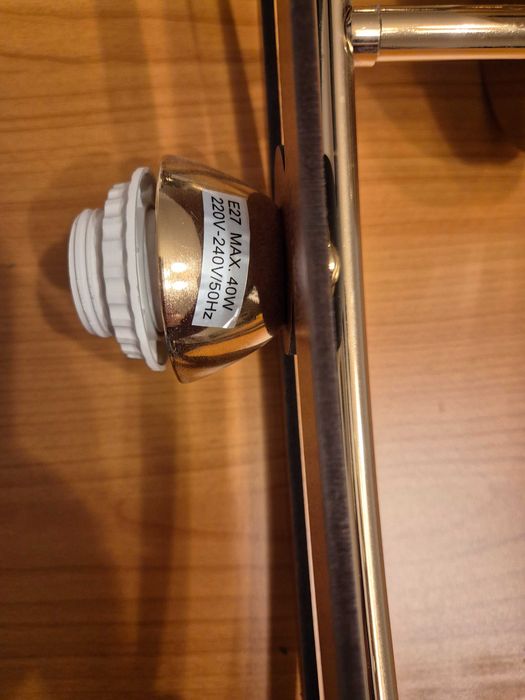 Lustra / plafoniera maro