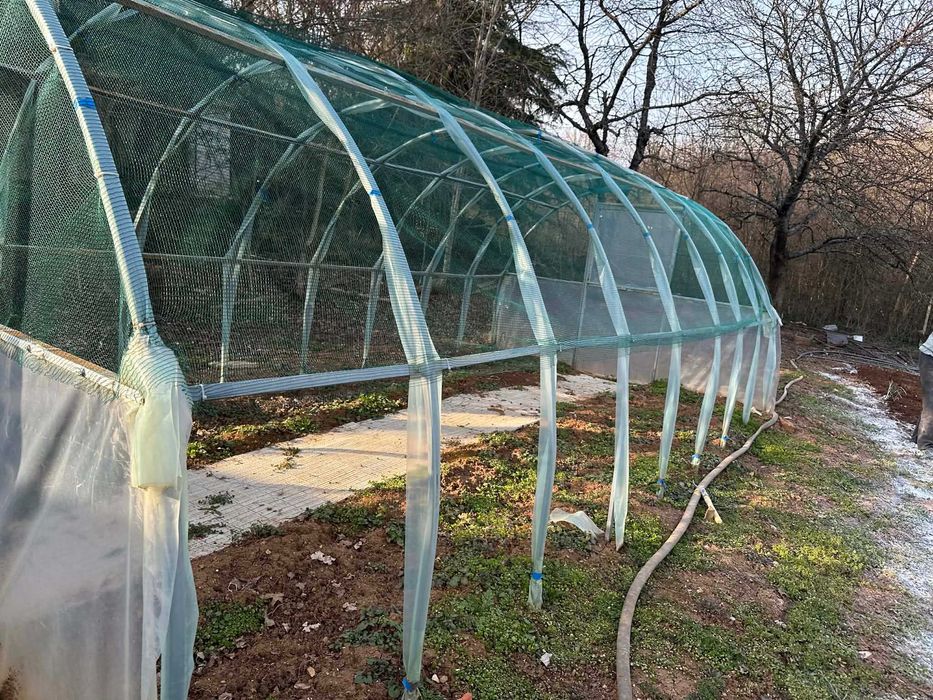 ПАРНИК от метални профили