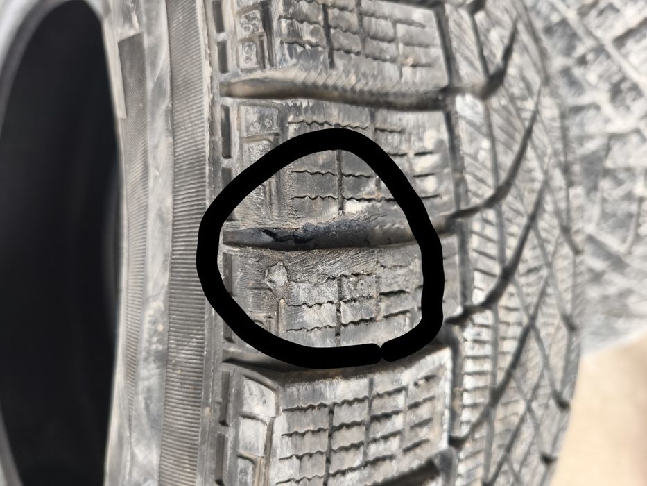 Pirelli Ice Zero 285/60/18