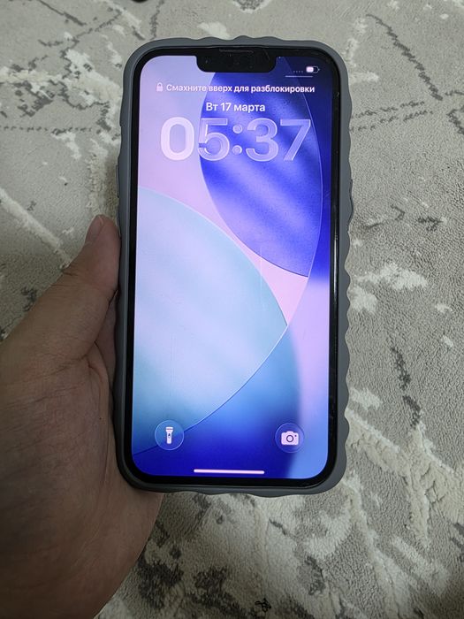 Iphone 13 памятт 128гб акб 64%