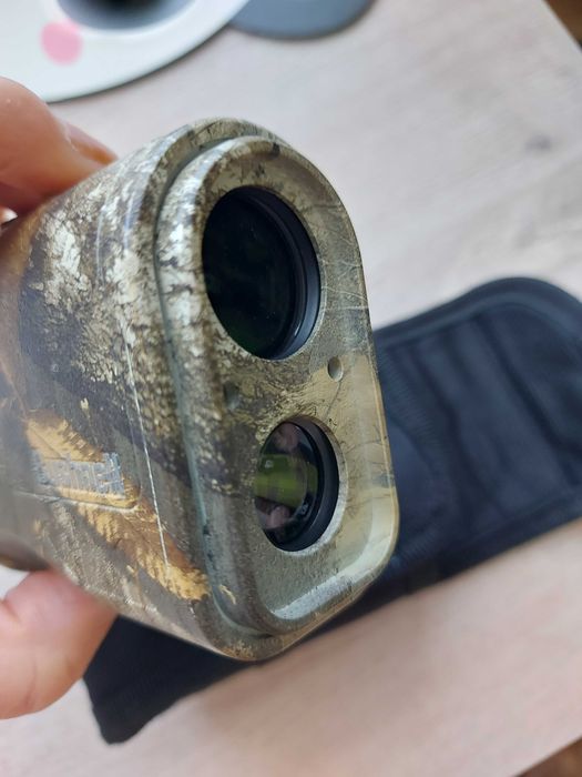 Далекомер Rangefinder Bushnell