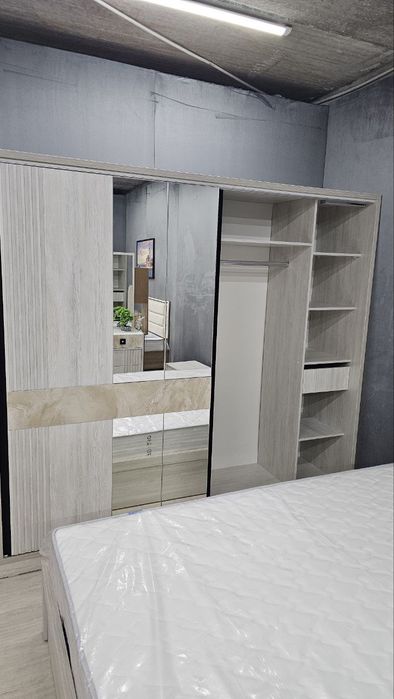 Har xil turdagi mebellarni terish xizmati mavjud