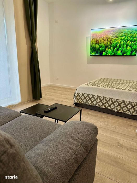 Garsoniera de inchiriat Ghica Apartments cu terasa privata