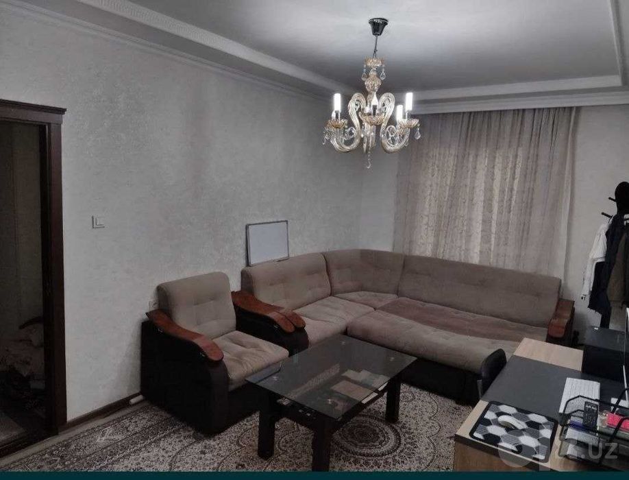 Юнусабад8 1/1/5 Первая линия! Раздельные комнтаы! 39м² Торцевой!