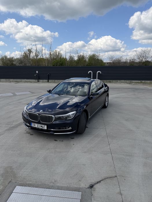BMW Seria 7 730D xDrive G11 2017, 235.000km, mașina personală de 3 ani impecabilă, H&K , trapa