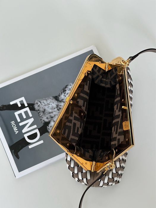 Geanta Fendi First
