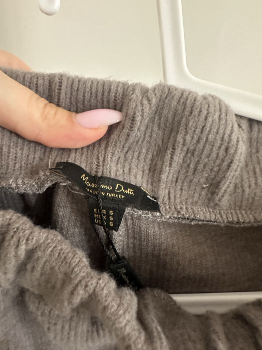 Комплект Lyne и панталони Massimo Dutti