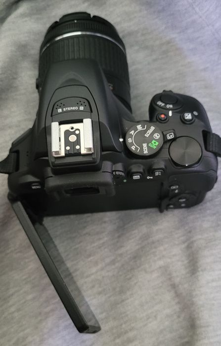 Цифровая фотокамера Nikon
