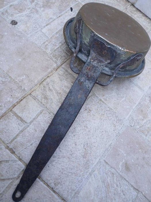 Стар меден тиган