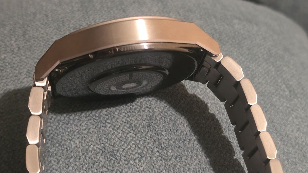 Huawei Watch GT3 pro Titanium