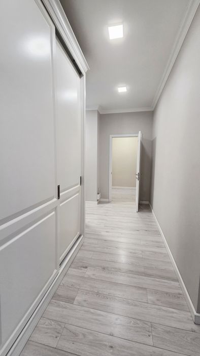 Медеуский р-н 4ком квартира у парка