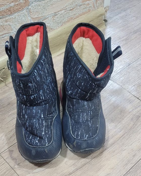 Угии дутики для мальчика