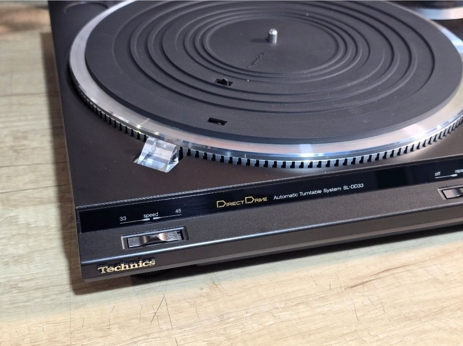 Linie audio TECHNICS,  amplificator, deck,tuner,cd-player, pick-up DD