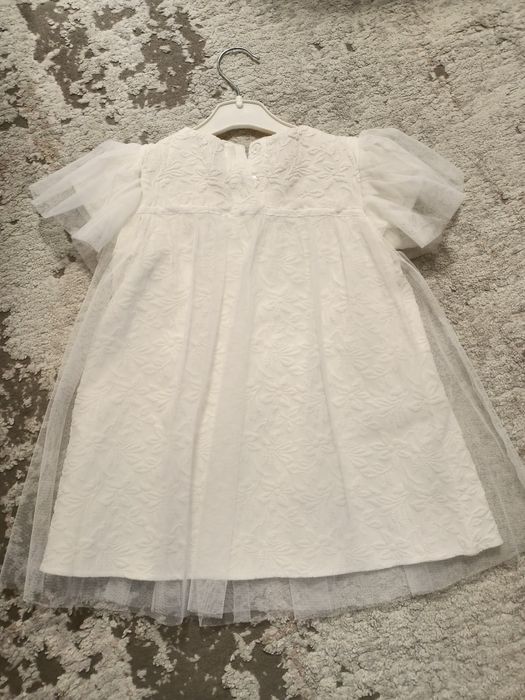 Платье на девочку размер 28