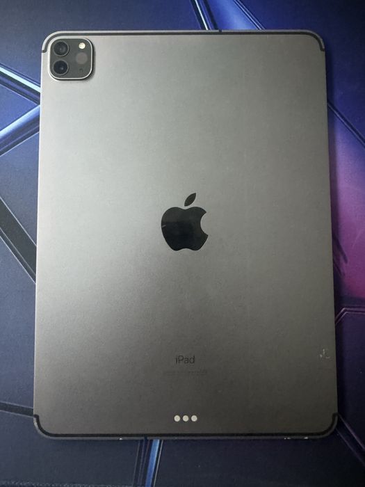 iPad Pro 2022 11inch 2 pokoleniya