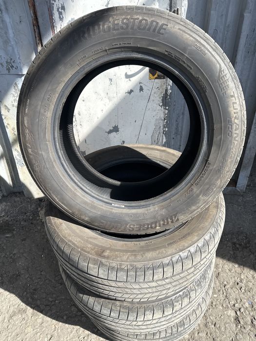 235/60 R18 Bridgestone 4бр. летни
