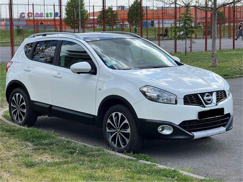 Nissan Qashqai 1.6 DCI 130CP 4x4 Pano Camere 360’