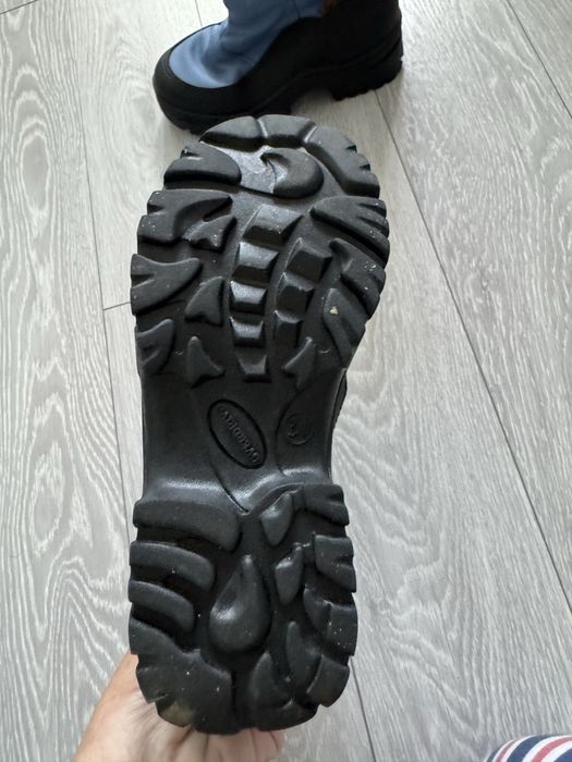 Ghete noi imblanite marimea 31